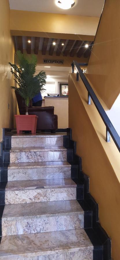 Plus254 Hotel ナイロビ エクステリア 写真