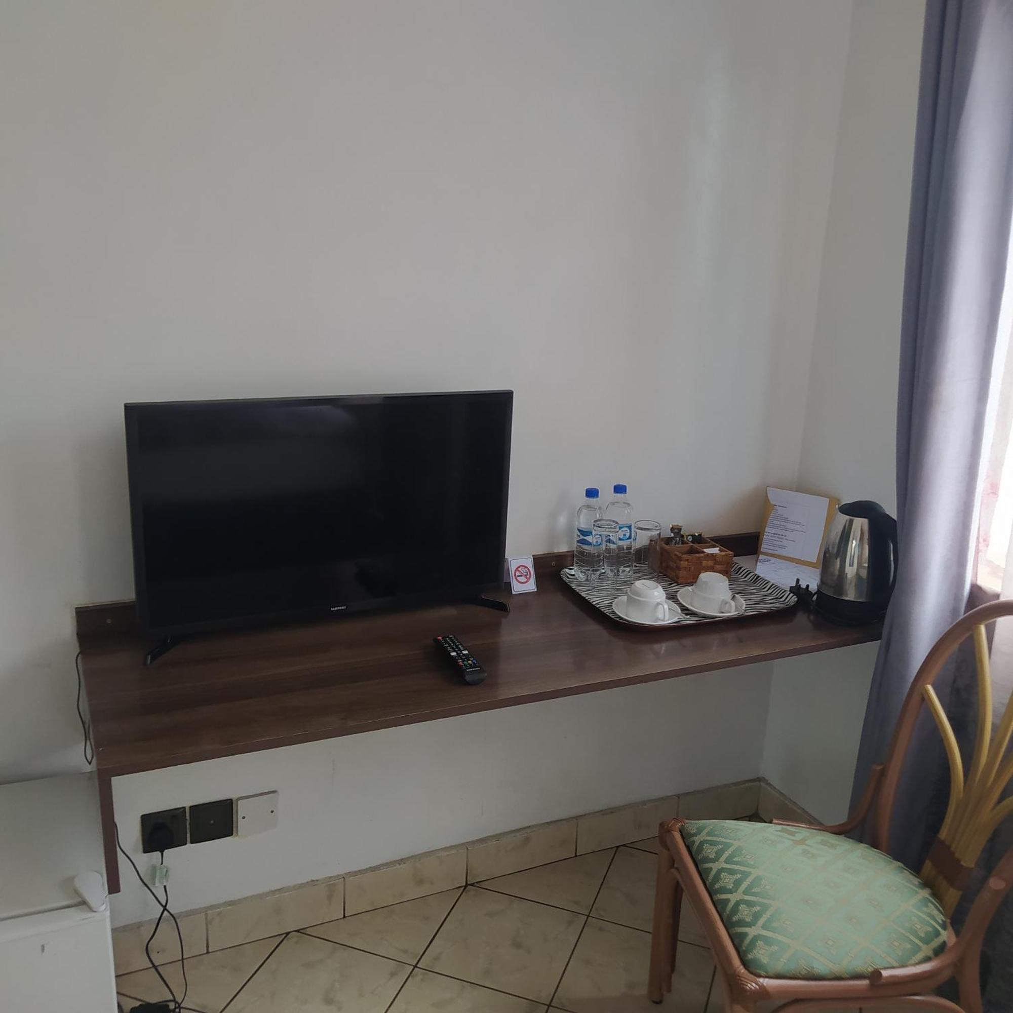 Plus254 Hotel ナイロビ エクステリア 写真