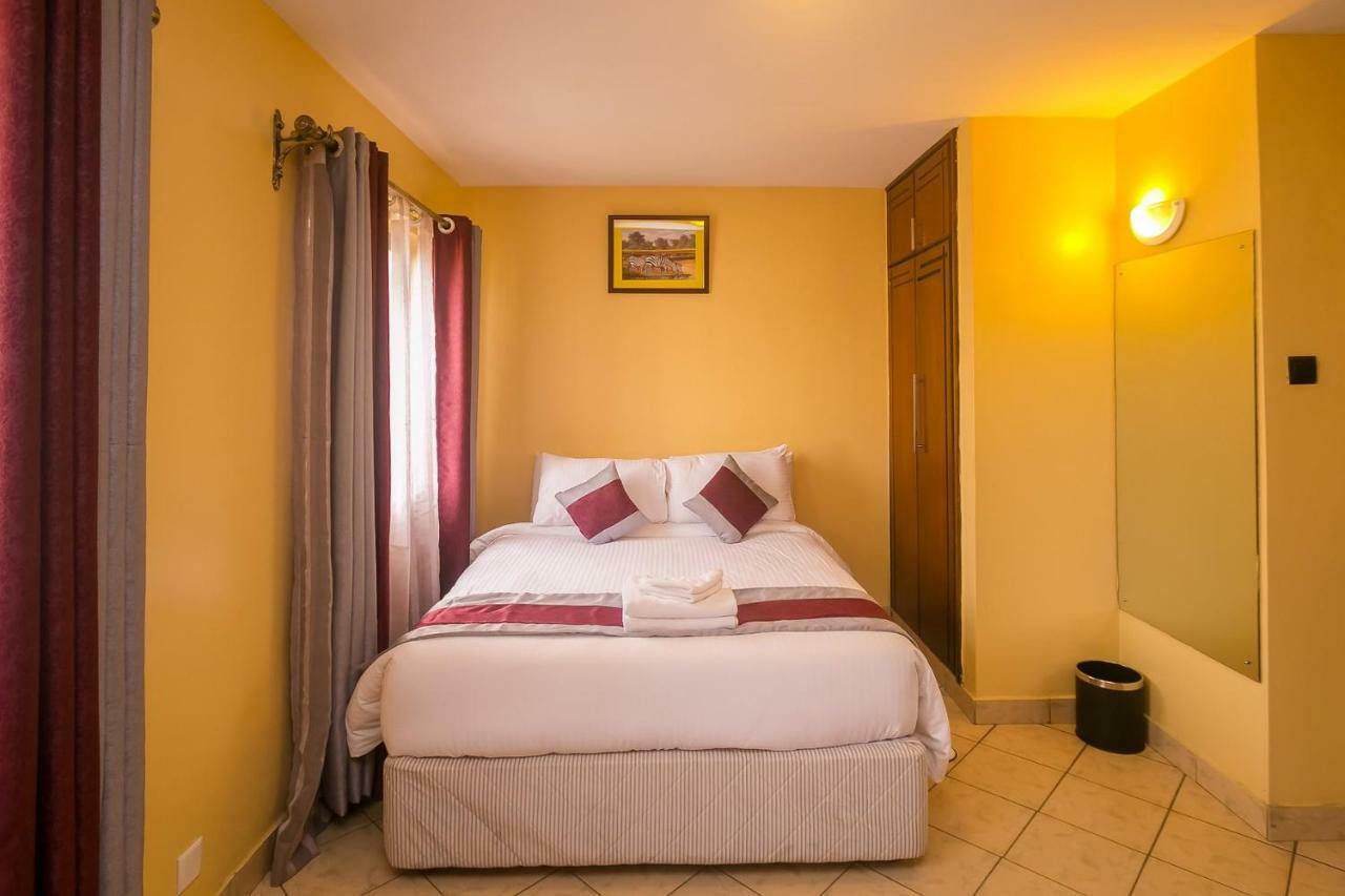 Plus254 Hotel ナイロビ エクステリア 写真