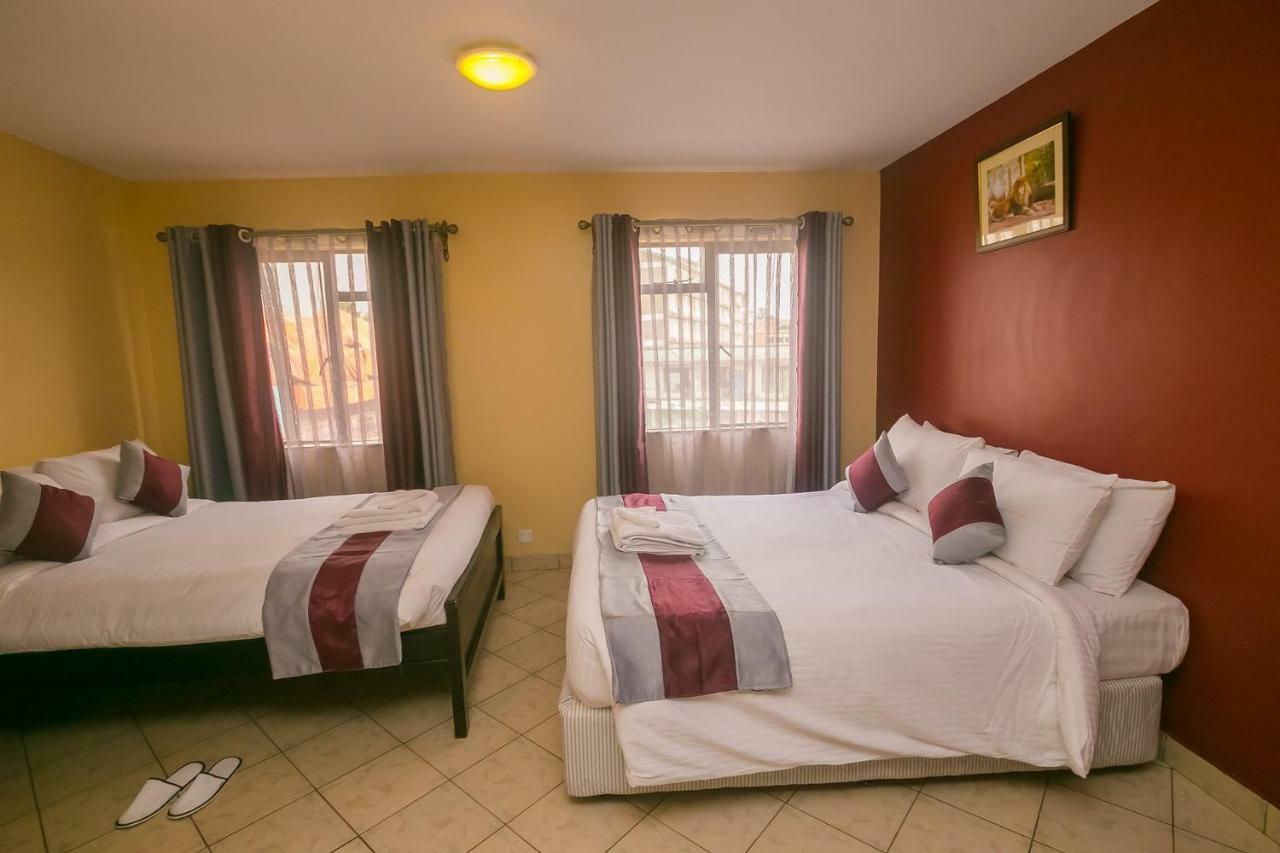 Plus254 Hotel ナイロビ エクステリア 写真